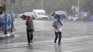 Light to moderate rains are expected till October over Kolkata and other parts of South Bengal till October 20.(ANI file) Light to moderate rains are expected till October over Kolkata and other parts of South Bengal till October 20.(ANI file)