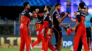 Royal Challengers Bangalore captain Virat Kohli celebrates with his team after wining a match against Kolkata Knight Riders during IPL 2020, at Sharjah Cricket Stadium.(PTI) Royal Challengers Bangalore captain Virat Kohli celebrates with his team after wining a match against Kolkata Knight Riders during IPL 2020, at Sharjah Cricket Stadium.(PTI)
