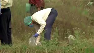 The 15-member CBI team had reached Hathras on Tuesday and had gone directly to the crime scene in the millet field. The brother of the victim, her mother and aunt also reached the spot.(ANI PHOTO.) The 15-member CBI team had reached Hathras on Tuesday and had gone directly to the crime scene in the millet field. The brother of the victim, her mother and aunt also reached the spot.(ANI PHOTO.)