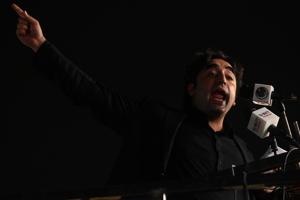 In picture - Bilawal Bhutto Zardari, chairman of the Pakistan Peoples Party gestures while he speaks in the first public rally of opposition parties in Gujranwala city(AFP) In picture - Bilawal Bhutto Zardari, chairman of the Pakistan Peoples Party gestures while he speaks in the first public rally of opposition parties in Gujranwala city(AFP)
