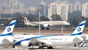 United Arab Emirates (UAE) delegation lands at at Israel's Ben Gurion Airport near Tel Aviv.(AFP) United Arab Emirates (UAE) delegation lands at at Israel's Ben Gurion Airport near Tel Aviv.(AFP)