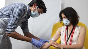 The approach to infect healthy volunteers with coronavirus, called a challenge study, is risky but proponents say it may produce results faster than standard research.(AP file photo for representation) The approach to infect healthy volunteers with coronavirus, called a challenge study, is risky but proponents say it may produce results faster than standard research.(AP file photo for representation)