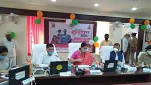 This is Smriti Irani’s first visit to Amethi since the coronavirus disease (Covid-19)-induced lockdown restrictions, which were enforced from the end of March in a bid to keep the viral infection at bay.(Sourced) This is Smriti Irani’s first visit to Amethi since the coronavirus disease (Covid-19)-induced lockdown restrictions, which were enforced from the end of March in a bid to keep the viral infection at bay.(Sourced)
