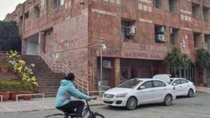 While day scholars can enter the campus from November 2, hostellers will have to wait longer.(PTI) While day scholars can enter the campus from November 2, hostellers will have to wait longer.(PTI)