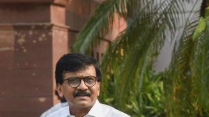 Shiv Sena MP Sanjay Raut sympahises with Eknath Khadse who severed his decades-long ties with the BJP.(PTI) Shiv Sena MP Sanjay Raut sympahises with Eknath Khadse who severed his decades-long ties with the BJP.(PTI)