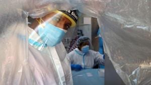 On Friday morning, Telangana recorded 1,421 new Covid-19 infections and six fatalities.(Bloomberg Photo/Representative) On Friday morning, Telangana recorded 1,421 new Covid-19 infections and six fatalities.(Bloomberg Photo/Representative)