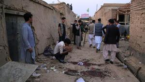 Residents gather at a site following a suicide bomber blew himself up in an education centre, in Kabul on October 24, 2020.(AFP photo) Residents gather at a site following a suicide bomber blew himself up in an education centre, in Kabul on October 24, 2020.(AFP photo)