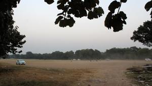 The ground in Phase 8 of Mohali where small effigies will be burnt on the occasion of Dussehra.(Gurminder Singh/HT) The ground in Phase 8 of Mohali where small effigies will be burnt on the occasion of Dussehra.(Gurminder Singh/HT)