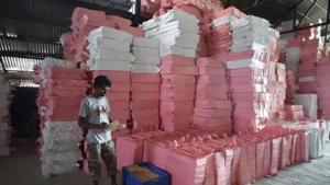 A worker packing pencil slates that have been stacked in bags inside a factory in Jammu and Kashmir’s Pulwama.(Waseem Andrabi/HT File Photo) A worker packing pencil slates that have been stacked in bags inside a factory in Jammu and Kashmir’s Pulwama.(Waseem Andrabi/HT File Photo)