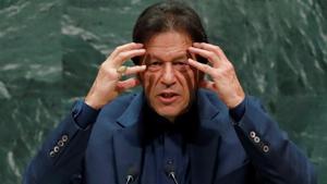 Pakistan Prime Minister Imran Khan has been accused by the opposition of pushing stringent laws, ostensibly required to fulfil its FATF commitments, that can be used to target them(REUTERS) Pakistan Prime Minister Imran Khan has been accused by the opposition of pushing stringent laws, ostensibly required to fulfil its FATF commitments, that can be used to target them(REUTERS)