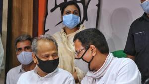 Rajasthan Chief Minister Ashok Gehlot along with senior Congress leader Randeep Surjewala during a press conference.(PTI) Rajasthan Chief Minister Ashok Gehlot along with senior Congress leader Randeep Surjewala during a press conference.(PTI)