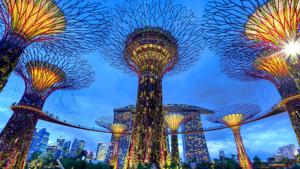 For many -- expats and locals alike -- the beauty of the city-state, outside of its year-round balmy weather and efficiency, has always been its hyper connectivity.(Unsplash) For many -- expats and locals alike -- the beauty of the city-state, outside of its year-round balmy weather and efficiency, has always been its hyper connectivity.(Unsplash)