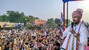 Lok Janshakti Party (LJP) President Chirag Paswan addresses a rally ahead of Bihar assembly polls, in Buxar district.(PTI) Lok Janshakti Party (LJP) President Chirag Paswan addresses a rally ahead of Bihar assembly polls, in Buxar district.(PTI)