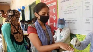 Out of the total votes registered (141,049), 53.88% were of men and 46.11% were of women.(Santosh Kumar/HT Fille Photo) Out of the total votes registered (141,049), 53.88% were of men and 46.11% were of women.(Santosh Kumar/HT Fille Photo)