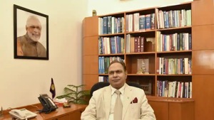 Delhi University Vice Chancellor Yogesh Tyagi.(HT file) Delhi University Vice Chancellor Yogesh Tyagi.(HT file)