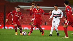 Xherdan Shaqiri and Roberto Firmino of Liverpool in action.(Getty Images) Xherdan Shaqiri and Roberto Firmino of Liverpool in action.(Getty Images)