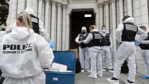 Forensic specialists inspect the scene of a reported knife attack at Notre Dame church in Nice, France, October 29, 2020(Reuters photo) Forensic specialists inspect the scene of a reported knife attack at Notre Dame church in Nice, France, October 29, 2020(Reuters photo)