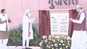 Gujarat chief minister Vijay Rupani and Governor Acharya Devvrat were also present at the inauguration.(ANI) Gujarat chief minister Vijay Rupani and Governor Acharya Devvrat were also present at the inauguration.(ANI)