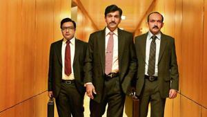 Pratik Gandhi (at centre) as the stockbroker Harshad Mehta in the web series Scam 1992, directed by Hansal Mehta. The series is based on Sucheta and Debashis Basu’s book,The Scam: Who Won, Who lost, Who Got Away.(Photo: Sony Liv) Pratik Gandhi (at centre) as the stockbroker Harshad Mehta in the web series Scam 1992, directed by Hansal Mehta. The series is based on Sucheta and Debashis Basu’s book,The Scam: Who Won, Who lost, Who Got Away.(Photo: Sony Liv)