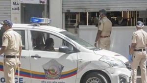 File photo of Mumbai police. (Satyabrata Tripathy/HT Photo) File photo of Mumbai police. (Satyabrata Tripathy/HT Photo)