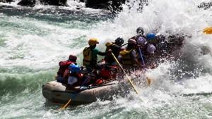 File photo: Tourists enjoying river rafting in Rishikesh.(HT PHOTO) File photo: Tourists enjoying river rafting in Rishikesh.(HT PHOTO)