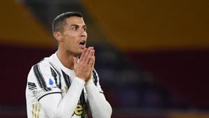 Juventus' Cristiano Ronaldo reacts.(REUTERS) Juventus' Cristiano Ronaldo reacts.(REUTERS)