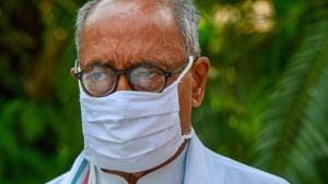 Digvijaya Singh said this in response to the statement of chief minister Shivraj Singh Chouhan who had stated that the stains on Kamal Nath will not be washed by washing powder(PTI file photo) Digvijaya Singh said this in response to the statement of chief minister Shivraj Singh Chouhan who had stated that the stains on Kamal Nath will not be washed by washing powder(PTI file photo)