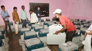In 2010 assembly polls, Nabin had defeated Rashtriya Janata Dal (RJD) candidate, Binod Kumar Srivastava.(HT photo) In 2010 assembly polls, Nabin had defeated Rashtriya Janata Dal (RJD) candidate, Binod Kumar Srivastava.(HT photo)