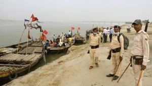Security personnel posted at the bank of Ganga River in Patna on Monday , ahead of the second phase of Bihar Assembly election.(Santosh Kumar/HT Photo) Security personnel posted at the bank of Ganga River in Patna on Monday , ahead of the second phase of Bihar Assembly election.(Santosh Kumar/HT Photo)