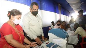 The polling commenced at 7 am with voters lined up across polling booths to exercise their franchise amid tight arrangements made due to the coronavirus (Covid-19) crisis in the country.(Santosh Kumar/HT file photo) The polling commenced at 7 am with voters lined up across polling booths to exercise their franchise amid tight arrangements made due to the coronavirus (Covid-19) crisis in the country.(Santosh Kumar/HT file photo)