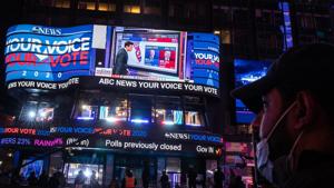Betting market odds on the US Presidential election have begun to tighten once again after flipping in favour of Republican President Donald Trump over Democratic candidate Joe Biden(Bloomberg) Betting market odds on the US Presidential election have begun to tighten once again after flipping in favour of Republican President Donald Trump over Democratic candidate Joe Biden(Bloomberg)