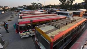 Buses parked at Anand Vihar Bus Terminal after inter-state bus services resumed in Delhi for the first time since the nationwide lockdown was imposed to curb the spread of coronavirus disease in New Delhi, India, on Tuesday, November 3, 2020.(Raj K Raj/HT photo) Buses parked at Anand Vihar Bus Terminal after inter-state bus services resumed in Delhi for the first time since the nationwide lockdown was imposed to curb the spread of coronavirus disease in New Delhi, India, on Tuesday, November 3, 2020.(Raj K Raj/HT photo)