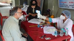 Delhi reported 7,178 new Covid-19 cases, the highest in a single day, thus becoming the single largest contributor of cases, for the first time in more than four months.(Photo by Rishikesh Choudhary/ HT PHOTO) Delhi reported 7,178 new Covid-19 cases, the highest in a single day, thus becoming the single largest contributor of cases, for the first time in more than four months.(Photo by Rishikesh Choudhary/ HT PHOTO)