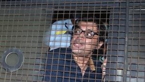 Republic TV editor-in-chief Arnab Goswami in a police van on Wednesday.(Satish Bate/HT Photo) Republic TV editor-in-chief Arnab Goswami in a police van on Wednesday.(Satish Bate/HT Photo)