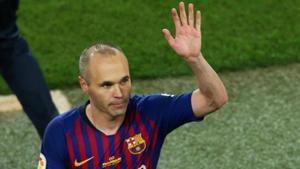 Soccer Football - La Liga Santander - FC Barcelona vs Real Sociedad - Camp Nou, Barcelona, Spain - May 20, 2018 Barcelona's Andres Iniesta after the match REUTERS/Albert Gea(REUTERS) Soccer Football - La Liga Santander - FC Barcelona vs Real Sociedad - Camp Nou, Barcelona, Spain - May 20, 2018 Barcelona's Andres Iniesta after the match REUTERS/Albert Gea(REUTERS)