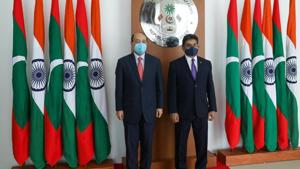 Foreign Secretary Harsh Vardhan Shringla with Maldives Foreign Secretary Abdul Ghafoor.(@harshvshringla) Foreign Secretary Harsh Vardhan Shringla with Maldives Foreign Secretary Abdul Ghafoor.(@harshvshringla)