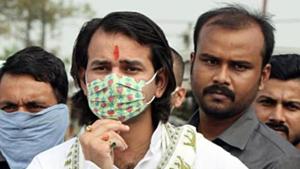 RJD leader Tej Pratap Yadav is seen after filing his nomination papers from Hasanpur ahead of the Bihar assembly elections in this file photo.(ANI Photo) RJD leader Tej Pratap Yadav is seen after filing his nomination papers from Hasanpur ahead of the Bihar assembly elections in this file photo.(ANI Photo)