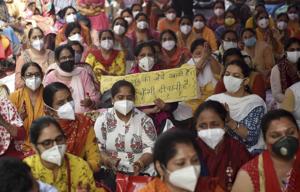 Nurses and Paramedical staff during a strike over their pending salaries for August-October at Hindu Rao Hospital in New Delhi, Thursday, Nov. 5, 2020.(PTI) Nurses and Paramedical staff during a strike over their pending salaries for August-October at Hindu Rao Hospital in New Delhi, Thursday, Nov. 5, 2020.(PTI)