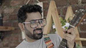 Singer Rahul Jain recently launched his new song Tenu Meri Umar Lag Jaave featuring choreographer Terence Lewis. Singer Rahul Jain recently launched his new song Tenu Meri Umar Lag Jaave featuring choreographer Terence Lewis.