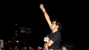Republic TV editor-in-chief Arnab Goswami after being released from Taloja Central Prison in 2018 suicide abetment case at Kharghar in Navi Mumbai on Wednesday.(Bachchan Kumar/HT Photo) Republic TV editor-in-chief Arnab Goswami after being released from Taloja Central Prison in 2018 suicide abetment case at Kharghar in Navi Mumbai on Wednesday.(Bachchan Kumar/HT Photo)