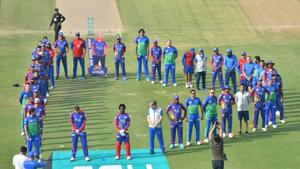 Players of both franchises got together and stood in a ‘D’ to pay homage to Dean Jones(Twitter) Players of both franchises got together and stood in a ‘D’ to pay homage to Dean Jones(Twitter)