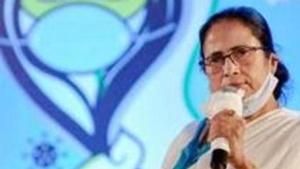 The actor breathed his last at Belle Vue Hospital in Kolkata.(PTI) The actor breathed his last at Belle Vue Hospital in Kolkata.(PTI)