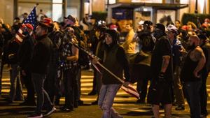 Antifa members use a range of tactics to disrupt the events held by alt-right groups which they deem fascists.(AFP) Antifa members use a range of tactics to disrupt the events held by alt-right groups which they deem fascists.(AFP)