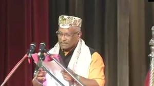 Tarkishore Prasad and Renu Devi on Monday took oath as the Deputy chief ministers of Bihar(ANI/Twitter) Tarkishore Prasad and Renu Devi on Monday took oath as the Deputy chief ministers of Bihar(ANI/Twitter)