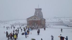 The Kedarnath shrine closed for winter season amid snowfall on Monday morning.(Raajiv Kala/HT PHOTO) The Kedarnath shrine closed for winter season amid snowfall on Monday morning.(Raajiv Kala/HT PHOTO)