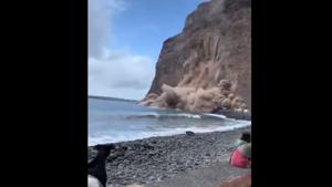 The image is a screengrab from the video shared by President of the Canary Islands.(Twitter@avtorrespT) The image is a screengrab from the video shared by President of the Canary Islands.(Twitter@avtorrespT)