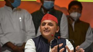 Samajwadi Party President Akhilesh Yadav addresses a press conference, at party office in Lucknow.(PTI) Samajwadi Party President Akhilesh Yadav addresses a press conference, at party office in Lucknow.(PTI)