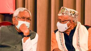 Bihar Chief Minister Nitish Kumar and Deputy Chief Minister Tarkishore Prasad during the oath-taking ceremony at Raj Bhawan in Patna on Monday.(PTI) Bihar Chief Minister Nitish Kumar and Deputy Chief Minister Tarkishore Prasad during the oath-taking ceremony at Raj Bhawan in Patna on Monday.(PTI)
