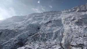 On Sunday, most of the western Himalayas including Jammu and Kashmir, Himachal Pradesh and Uttarakhand received snowfall.(HT photo) On Sunday, most of the western Himalayas including Jammu and Kashmir, Himachal Pradesh and Uttarakhand received snowfall.(HT photo)