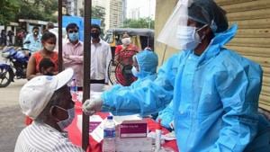 Health department teams will be placed at Delhi-Noida road borders and at Metro stations in Noida for conducting rapid antigen test on randomly selected commuters.(HT PHOTO) Health department teams will be placed at Delhi-Noida road borders and at Metro stations in Noida for conducting rapid antigen test on randomly selected commuters.(HT PHOTO)